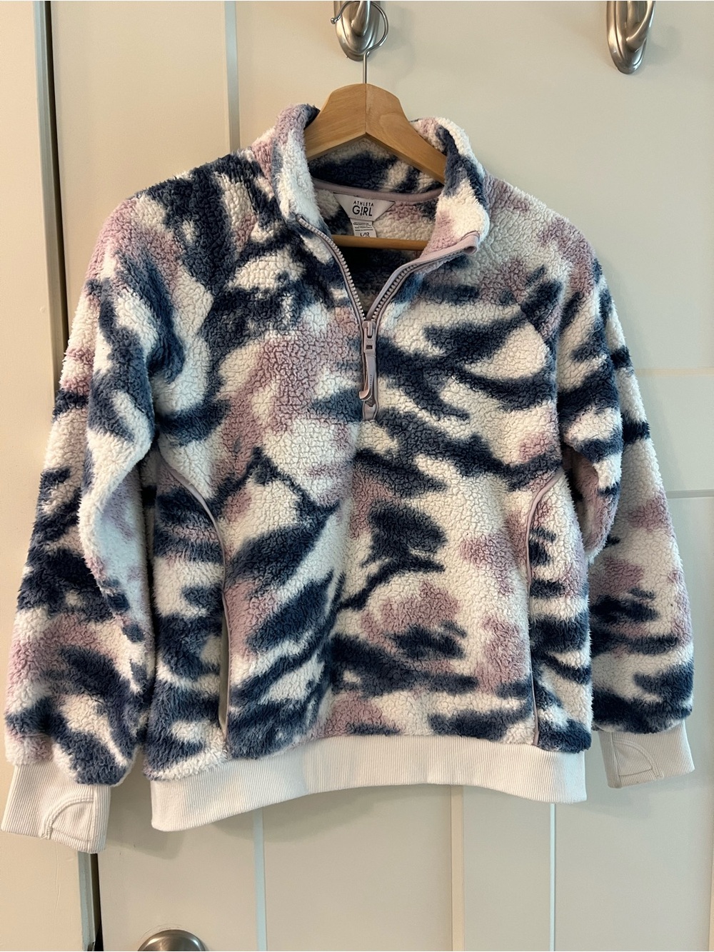 Athleta Girl Fleece Pullover in Excellent Condition- Size Large